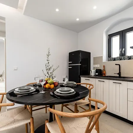 Plaka Riviera 别墅 Maragkas