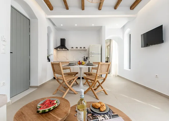 Plaka Riviera Villa Maragkas